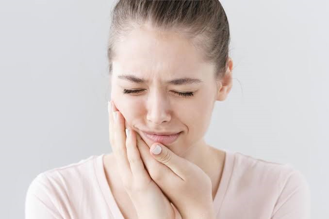 علاج الأسنان الحساسة